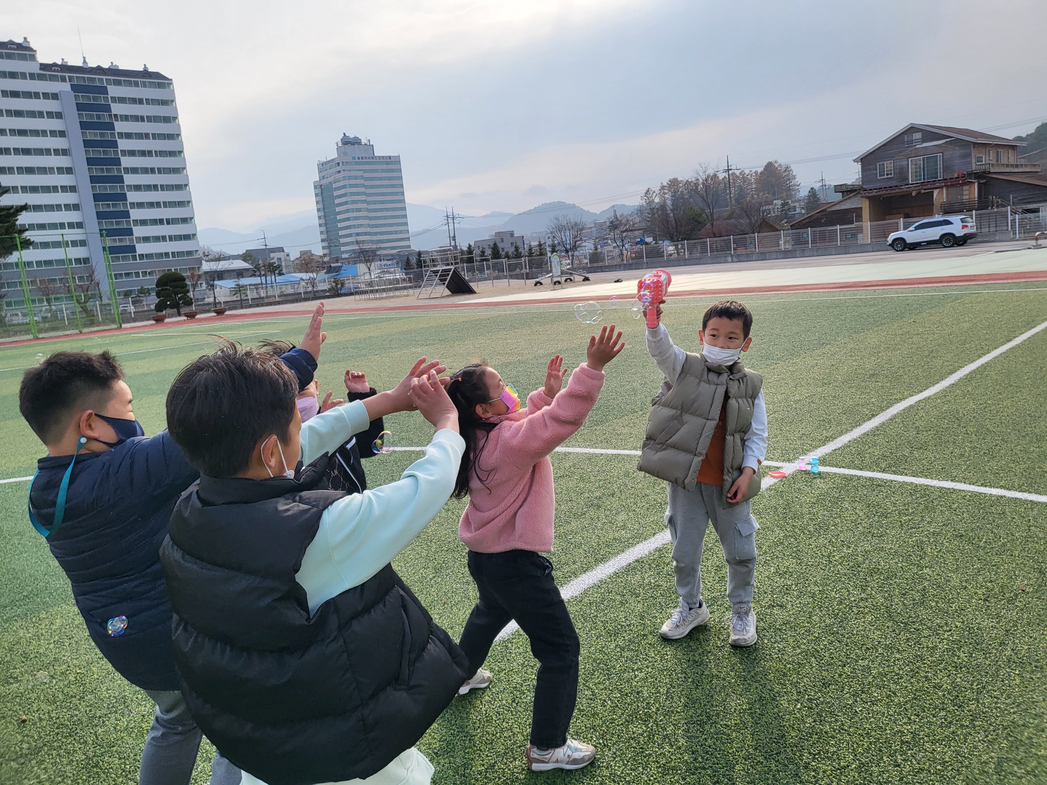 비눗방울 놀이 사진